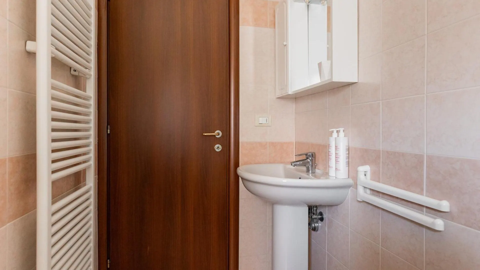 Urban Cozy Apartment By Wonderful Italy Boloňa